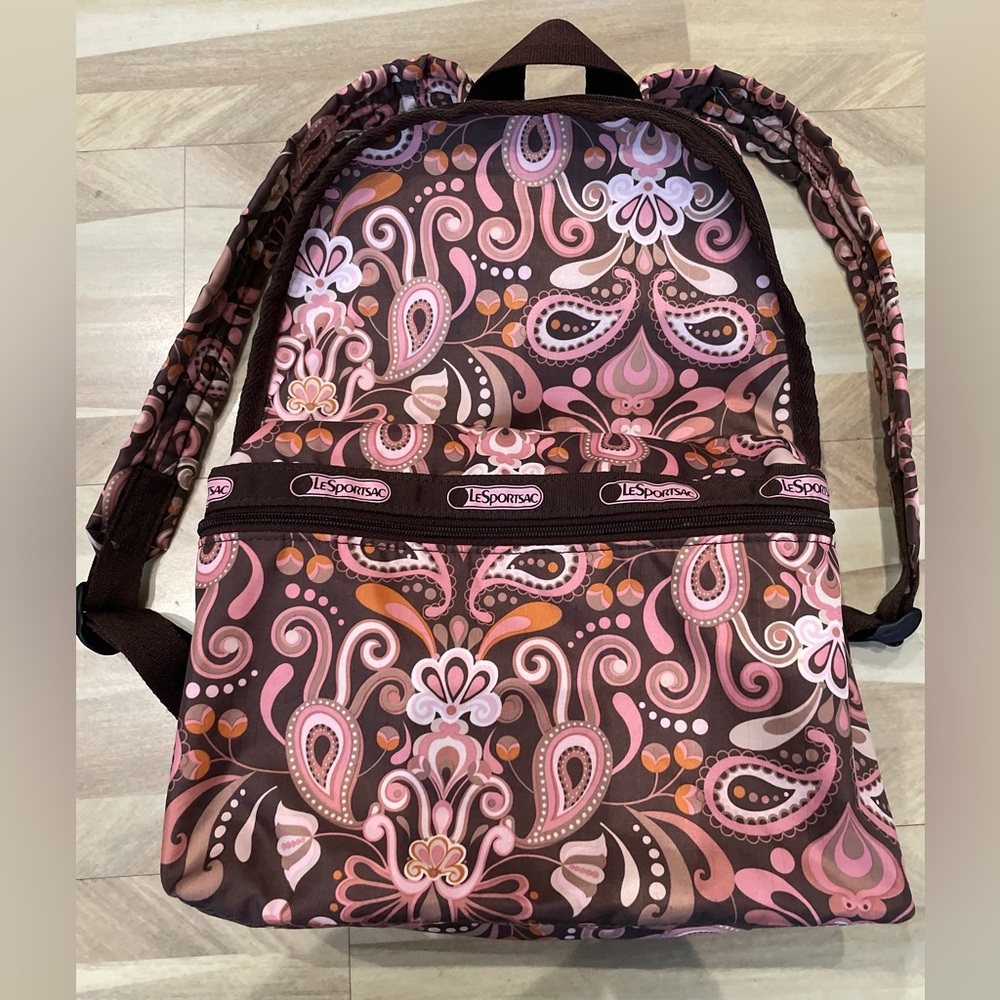 LeSPORTSAC BACKPACK pink/brown print. Great condition